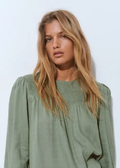 Camisas Y Blusas*Brownie Blusa cuello redondo smock en pico Oliva