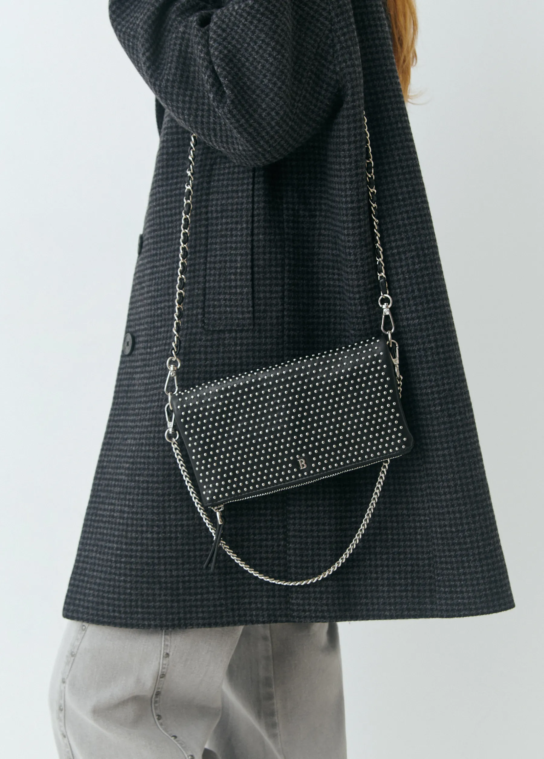 Bolsos*Brownie Bolso solapa tachitas Negro