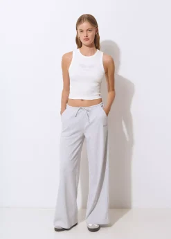 Pantalones*Brownie Pantalón felpa bordado Gris