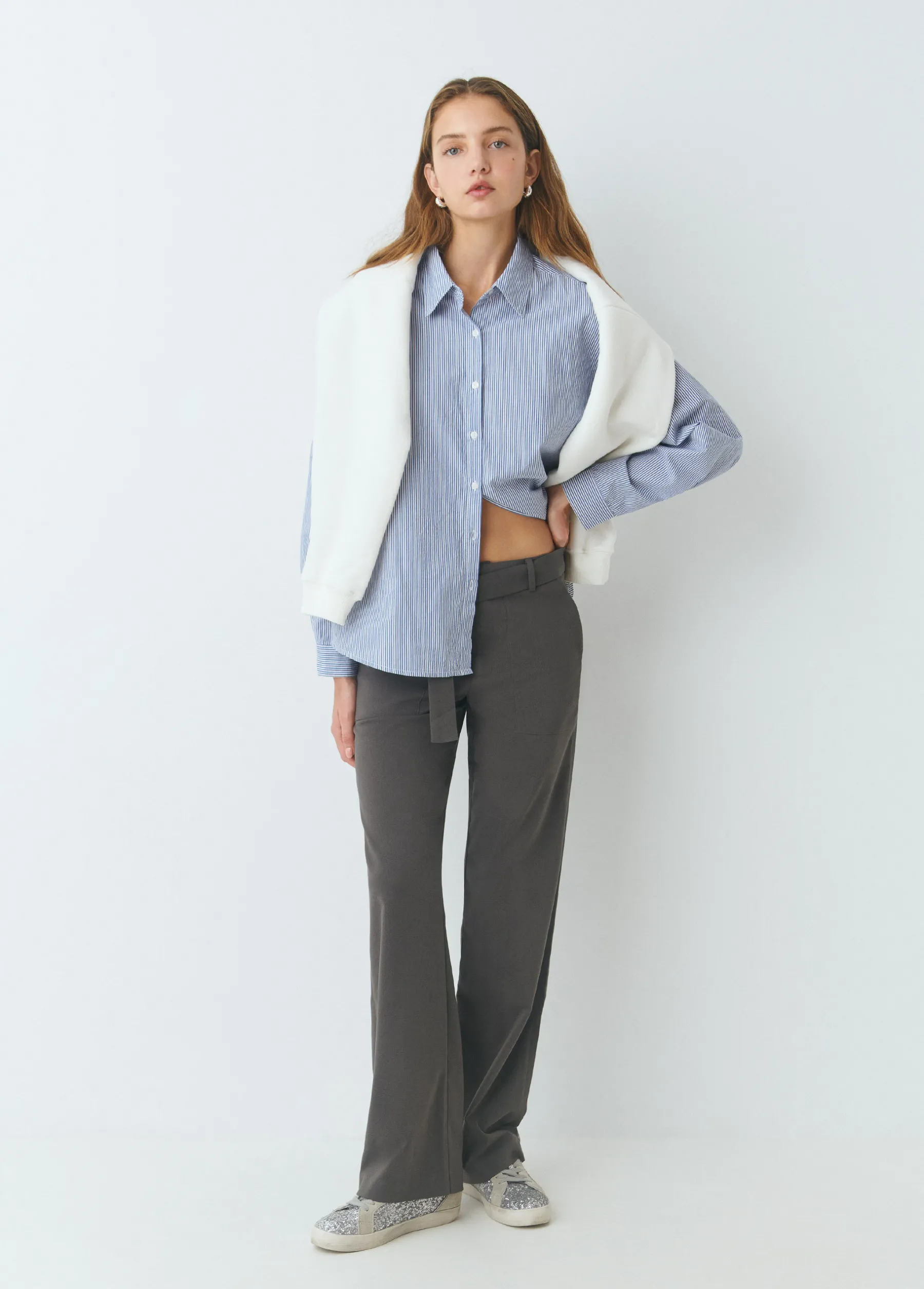 Pantalones*Brownie Pantalón recto con cinturón Topo